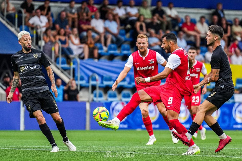 敏锐的站位 敏锐的站位