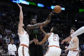 对强敌时 对强敌时